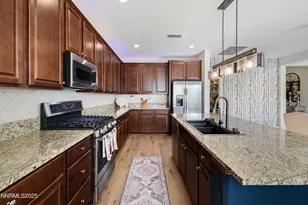 10260 Rollins Dr, Reno, NV 89521 - Photo 12
