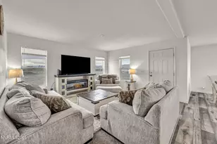 226 Sweetwater Dr, Yerington, NV 89447 - Photo 6