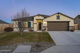742 Mallard Crest Dr, Sparks, NV 89441 - Photo 2