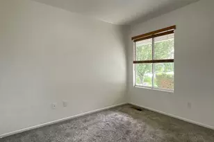 8121 Big River Dr, Reno, NV 89506 - Photo 12