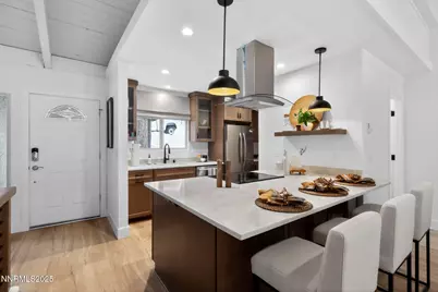 321 Ski Way #UNIT 142, Incline Village, NV 89451 - Photo 2