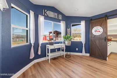 8495 Eaglenest Road, Sparks, NV 89436 - Photo 22