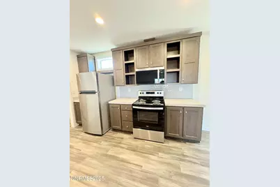 3135 Rawhide, Silver Springs, NV 89429 - Photo 18