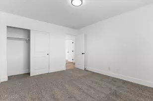 10655 Silver Spur Dr, Reno, NV 89508 - Photo 20