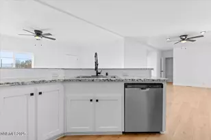 11305 Fir Dr, Reno, NV 89506 - Photo 8