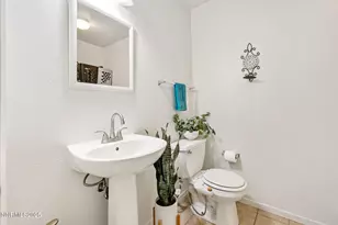 4086 Sycamore Way, Reno, NV 89502 - Photo 8