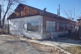 360 E 2nd St, Battle Mountain, NV 89820 - Photo 2