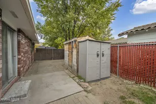 210 W Hampton Dr, Carson City, NV 89706 - Photo 8