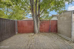 210 W Hampton Dr, Carson City, NV 89706 - Photo 16