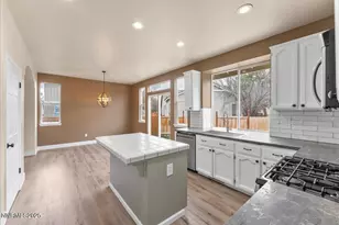 7301 S Florentine Dr, Sparks, NV 89436 - Photo 12