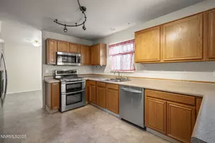 17782 Fossil Ct, Reno, NV 89508 - Photo 12