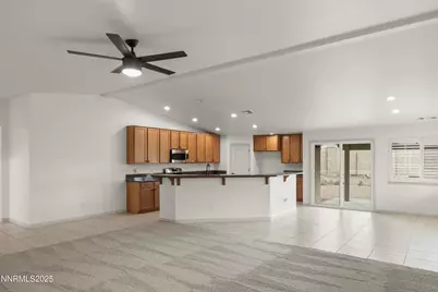 138 Bethpage Drive, Dayton, NV 89403 - Photo 4