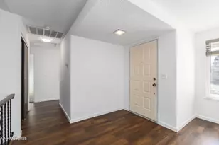 1266 Junction Dr, Sparks, NV 89434 - Photo 8