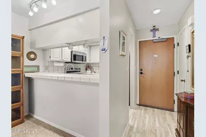 3095 Lakeside Drive #305, Reno, NV 89509 - Photo 6