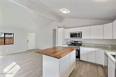 2720 Dahlia Way, Reno, NV 89512 - Photo 12