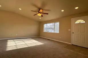 2044 Lonnie Ln, Dayton, NV 89403 - Photo 4