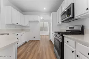 10482 Summershade Ln, Reno, NV 89521 - Photo 8