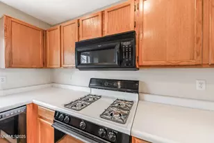 3188 Rose Vista Dr, Reno, NV 89502 - Photo 14