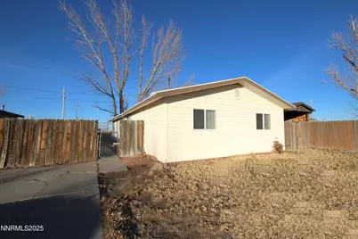 101 Bryson Drive, Battle Mountain, NV 89820 - Photo 1
