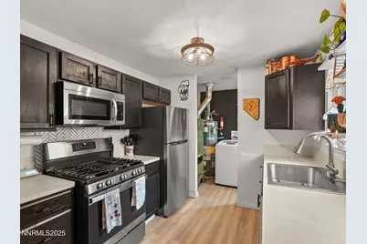 5700 Dolores Drive, Sparks, NV 89436 - Photo 14