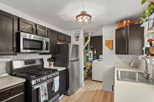 5700 Dolores Dr, Sparks, NV 89436 - Photo 14