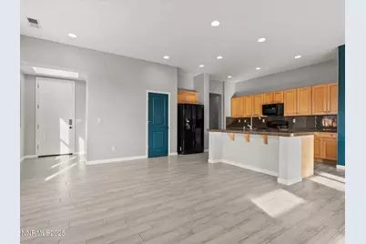 7100 Souverain Lane, Reno, NV 89506 - Photo 6