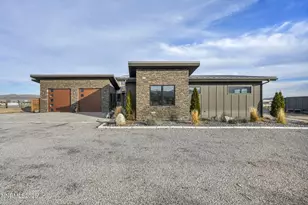11150 Carlsbad Rd, Reno, NV 89508 - Photo 1