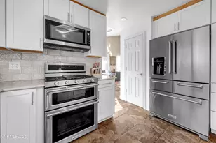 4761 Scenic Hill Cir, Reno, NV 89523 - Photo 22