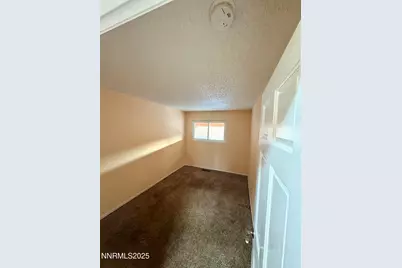 1885 Verano Drive, Sparks, NV 89431 - Photo 4