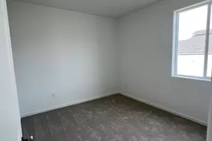 750 Kess Way, Reno, NV 89506 - Photo 4