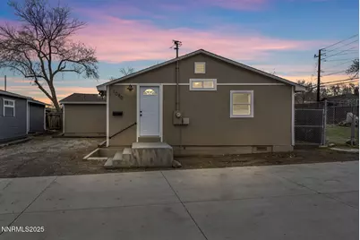 1080 Bell Street, Reno, NV 89503 - Photo 2