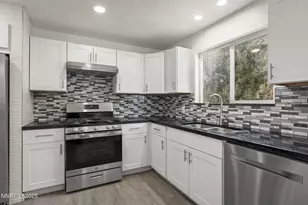 1085 Memory Ln, Reno, NV 89509 - Photo 12