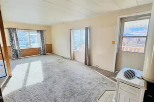 907 Garnet Ct, Indian Hills, NV 89705 - Photo 4