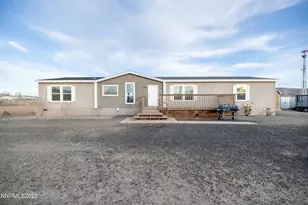5700 Apache Dr, Stagecoach, NV 89429 - Photo 2