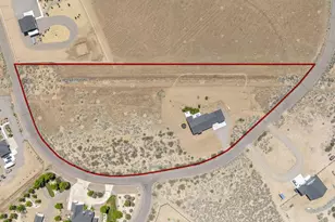 390 Angelina Cir, Wellington, NV 89444 - Photo 8