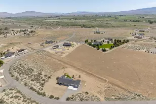 390 Angelina Cir, Wellington, NV 89444 - Photo 6