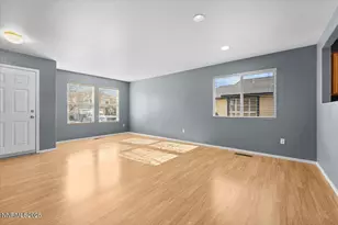 7771 Mariner Cove Dr, Reno, NV 89506 - Photo 4