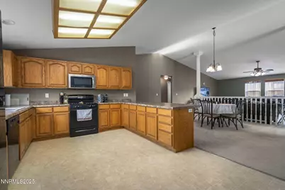 533 Dutch Oven Court, Fernley, NV 89408 - Photo 8