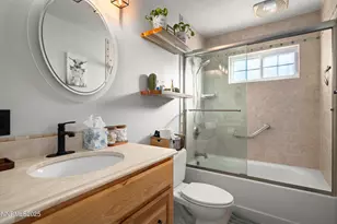 1920 Bonneville Ave, Reno, NV 89503 - Photo 14