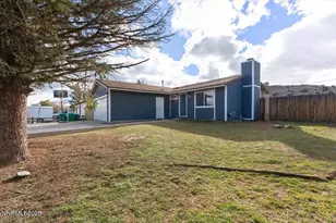 5490 Dolores Dr, Sparks, NV 89436 - Photo 2