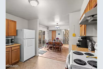 1305 Sbragia Way, Sparks, NV 89431 - Photo 6