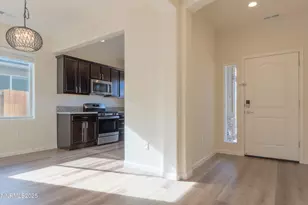 14524 Leiden Dr, Reno, NV 89506 - Photo 8