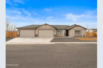2555 Emerson Circle, Fernley, NV 89408 - Photo 2