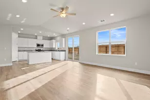 2555 Emerson Cir, Fernley, NV 89408 - Photo 10