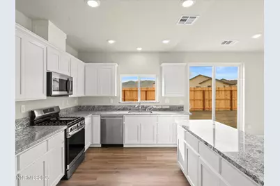 2555 Emerson Circle, Fernley, NV 89408 - Photo 18