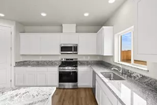 2555 Emerson Cir, Fernley, NV 89408 - Photo 16