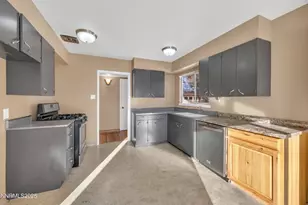 2295 Ellendale Rd, Reno, NV 89503 - Photo 8