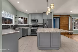 1901 Canyon Ridge Dr, Sparks, NV 89436 - Photo 6