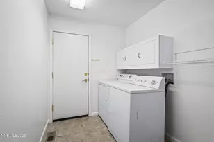 2125 Lenticular Dr, Sparks, NV 89441 - Photo 18