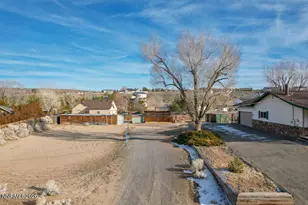 2715 Henning Ln, Minden, NV 89423 - Photo 30